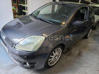 Usado Ford Fiesta Sport 90 CV (66 kW) 2005 Gris / plata Coupe
