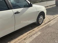 Usado Seat Cordoba Stella 60 CV (44 kW) 1999 Blanco Berlina