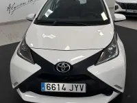 Usado Toyota Aygo X-cite 70 CV (51 kW) 2017 Blanco Utilitario