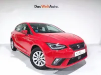 Usado Seat Ibiza Style Plus 110 CV (80 kW) 2022 Rojo Utilitario