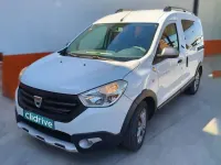 Usado Dacia Dokker Stepway 90 CV (66 kW) 2015 Blanco Monovolumen