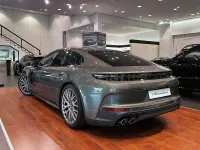 Nuevo Porsche Panamera 4 E-Hybrid 470 CV (345 kW) 2026 Verde Utilitario