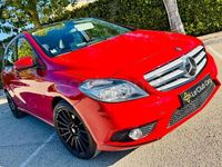 Occasion Mercedes B180 109 PK (80 kW) 2014 Rood MPV