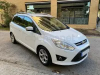 Usado Ford Grand C-Max 125 CV (91 kW) 2013 Blanco Monovolumen