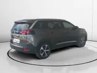 Usado Peugeot 5008 Allure 131 CV (96 kW) 2024 Gris SUV