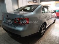 Usado VW Jetta Edition 105 CV (77 kW) 2009 Gris / plata Berlina