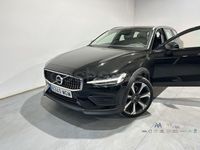 Usado Volvo V60 CC Core 197 CV (144 kW) 2023 Negro Familiar