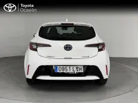 Usado Toyota Corolla Active 122 CV (89 kW) 2022 Blanco classic Berlina