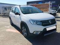 Usado Dacia Sandero Comfort 91 CV (66 kW) 2019 Blanco Utilitario