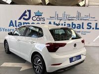 Usado VW Polo Life 95 CV (69 kW) 2022 Blanco Utilitario