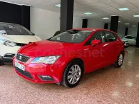 Usado Seat Leon Style 110 CV (80 kW) 2015 Rojo Berlina