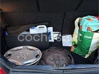 Usado Peugeot 106 58 CV (42 kW) 2003 Azul Utilitario