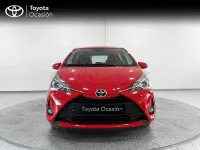Usado Toyota Yaris Active 111 CV (81 kW) 2018 Rojo Berlina