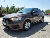 Usado Fiat Tipo Easy 95 CV (69 kW) 2017 Granate Berlina