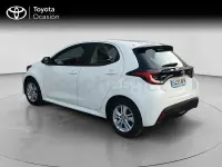 Usado Toyota Yaris 125 CV (91 kW) 2025 Blanco Utilitario