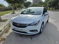 Używany Opel Astra Dynamic 110 KM (80 kW) 2019 Biały Sedan/Limuzyna