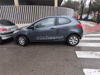 Usado Mazda 2 Active 75 CV (55 kW) 2009 Gris / plata Berlina