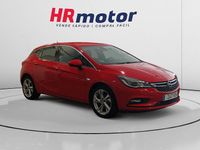 Usado Opel Astra Dynamic 111 CV (81 kW) 2017 Rojo Utilitario