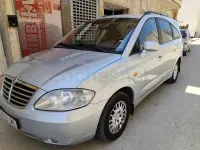Usado SsangYong Rodius 165 CV (121 kW) 2009 Gris / plata Monovolumen
