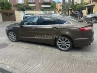 Usado Ford Mondeo Vignale 180 CV (132 kW) 2016 Marrón Berlina
