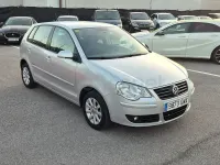 Usado VW Polo United 70 CV (51 kW) 2009 Gris / plata Utilitario