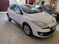 Usado Renault Mégane Expression 90 CV (66 kW) 2012 Blanco Berlina