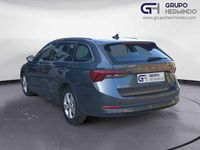 Usado Skoda Octavia Business Line 150 CV (110 kW) 2021 Gris Familiar