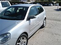 Usado VW Polo Edition 70 CV (51 kW) 2006 Gris / plata Utilitario