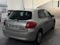 Usado Toyota Auris Sol 124 CV (91 kW) 2007 Gris / plata Utilitario