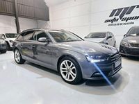 Usado Audi A4 Premium 245 HP (180 kW) 2015 Cinzento Carrinha