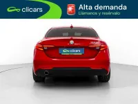 Usado Alfa Romeo Giulia Executive 160 CV (117 kW) 2019 Rojo Berlina