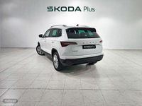 Usado Skoda Karoq Selection 150 CV (110 kW) 2025 Blanco SUV
