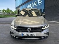 Usado VW Tiguan Life 150 CV (110 kW) 2023 Gris SUV
