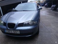 Usado Seat Ibiza Stella 75 CV (55 kW) 2004 Azul Berlina