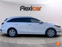 Usado Kia Ceed 120 CV (88 kW) 2022 Blanco Utilitario
