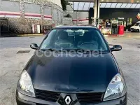 Begagnad Renault Clio II Authentique 75 HK (55 kW) 2005 Svart Sedan