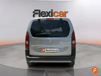 Usado Peugeot Rifter GT 130 CV (95 kW) 2022 Gris Monovolumen