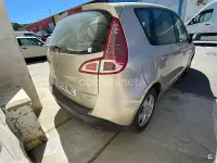 Usado Renault Scenic E-Tech Authentique 110 CV (80 kW) 2010 Beige Monovolumen