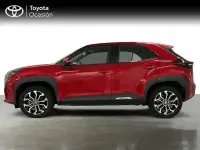 Usado Toyota Yaris Hybrid Active 116 CV (85 kW) 2022 Rojo Pickup/Camioneta