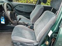 Usado Nissan Almera 100 CV (73 kW) 1996 Verde Berlina