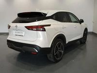Usado Nissan Qashqai Tekna 158 CV (116 kW) 2024 Lunar white con techo midnight SUV