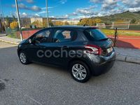 Usado Peugeot 208 Access 68 CV (50 kW) 2014 Negro Utilitario