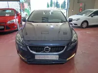 Begagnad Volvo V40 Inscription 120 HK (88 kW) 2017 Blå Sedan