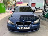 Usado BMW 320 150 CV (110 kW) 2006 Azul Familiar
