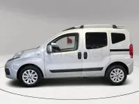 Usado Fiat Qubo Lounge 80 CV (58 kW) 2019 Gris / plata Monovolumen