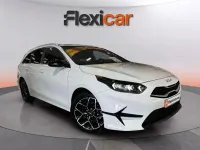 Usado Kia Ceed 100 CV (73 kW) 2025 Blanco Utilitario