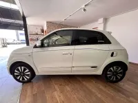 Usado Renault Twingo Zen 60 kW (82 CV) 2022 Blanco Utilitario