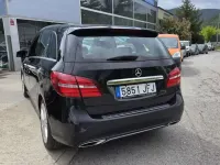 Usado Mercedes B180 109 CV (80 kW) 2015 Negro Monovolumen