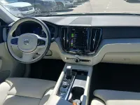 Usado Volvo XC60 Ultra 350 CV (257 kW) 2024 Azul SUV