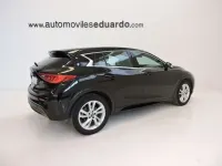 Usado Infiniti Q30 Premium 156 CV (114 kW) 2018 Negro Utilitario